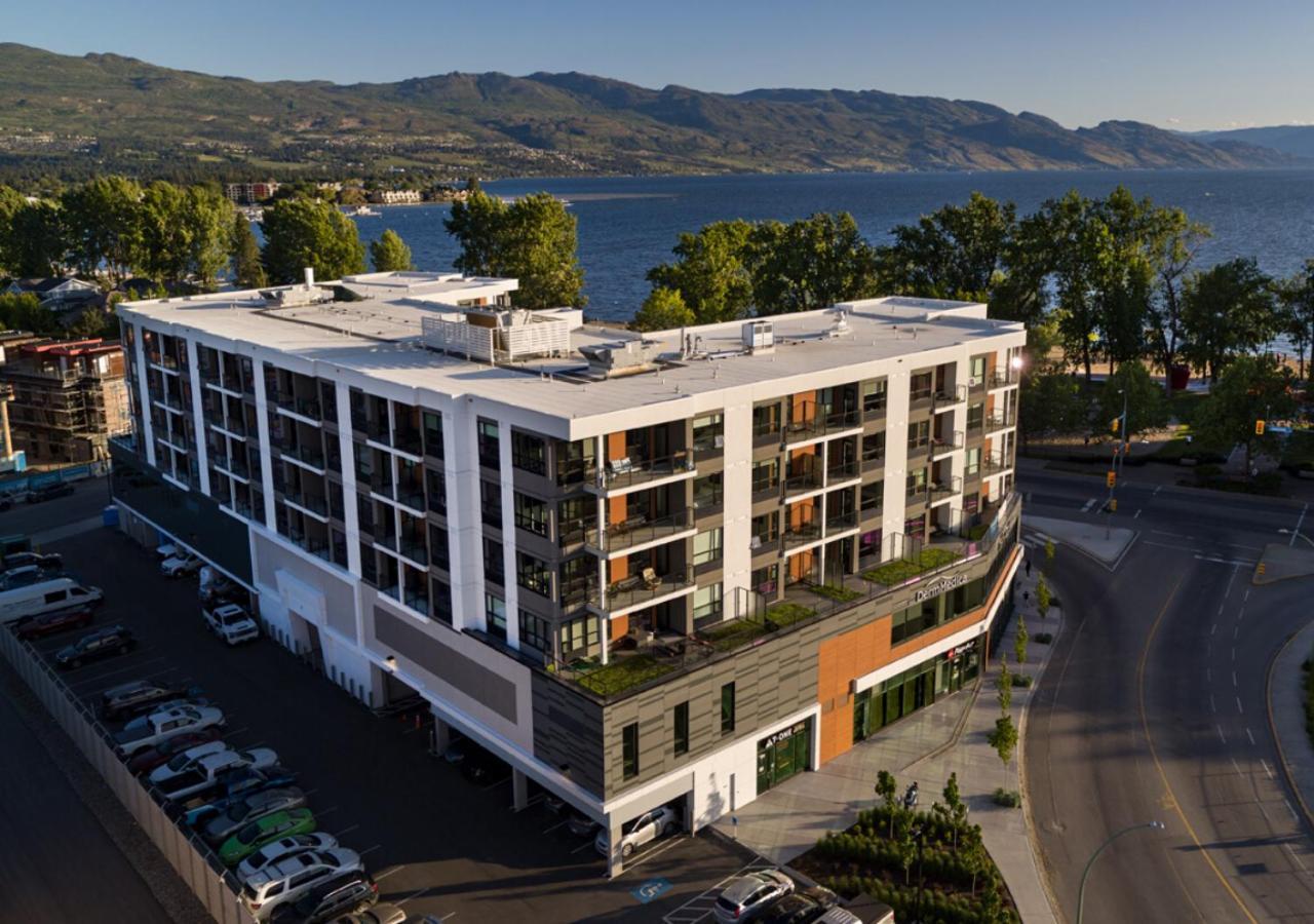 The Shore Kelowna Exterior foto