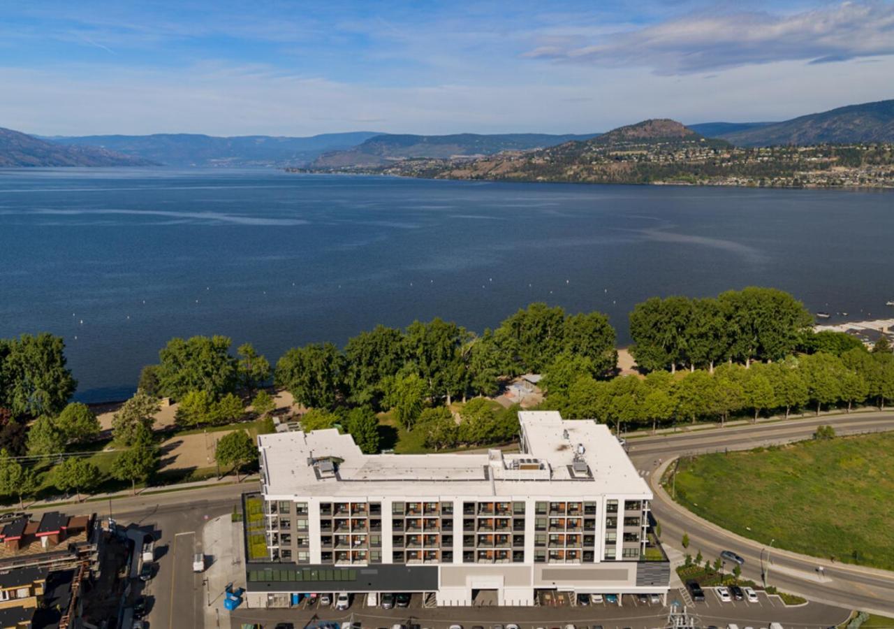 The Shore Kelowna Exterior foto